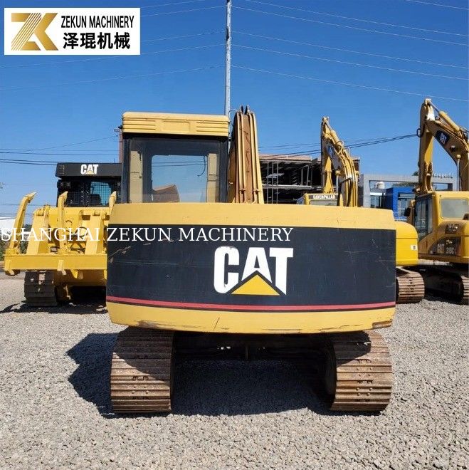 اليابان تستخدم CAT E70B الحفرة المضخة الهيدروليكية المحرك النهائي في شنغهاي في المنافسة