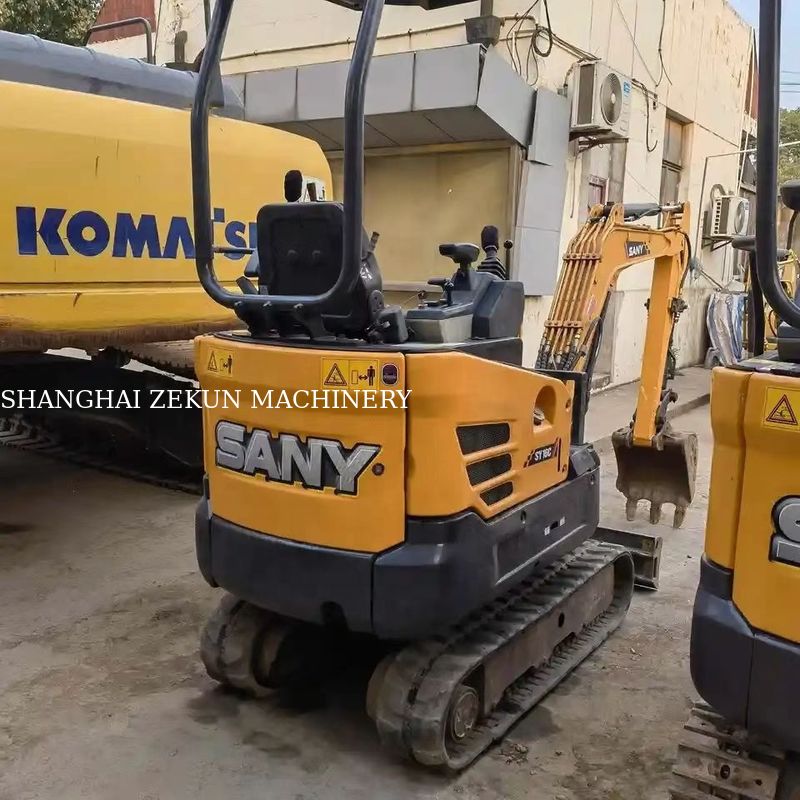 10.3KW ساني SY16C 1.6Ton الحفرة المصغرة مع الإطارات المطاطية والمضخة الهيدروليكية الأصلية