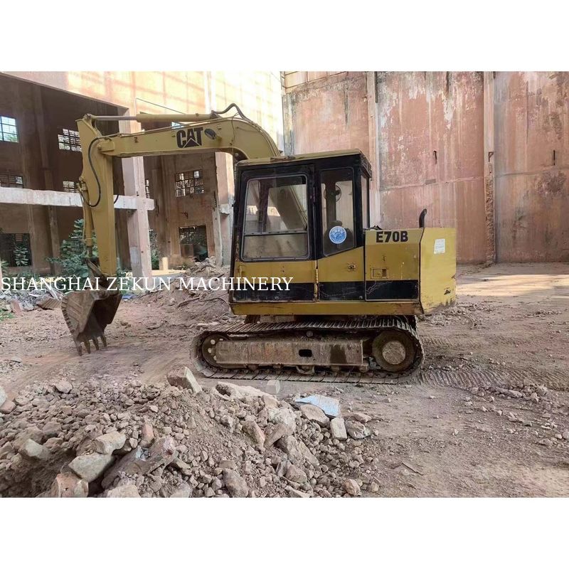 حفرة CAT E70B مستعملة في اليابان مع أحجام الحفرة الصغيرة ومحرك اليابان الأصلي