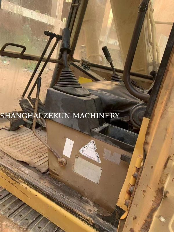 حفرة CAT E70B مستعملة في اليابان مع أحجام الحفرة الصغيرة ومحرك اليابان الأصلي