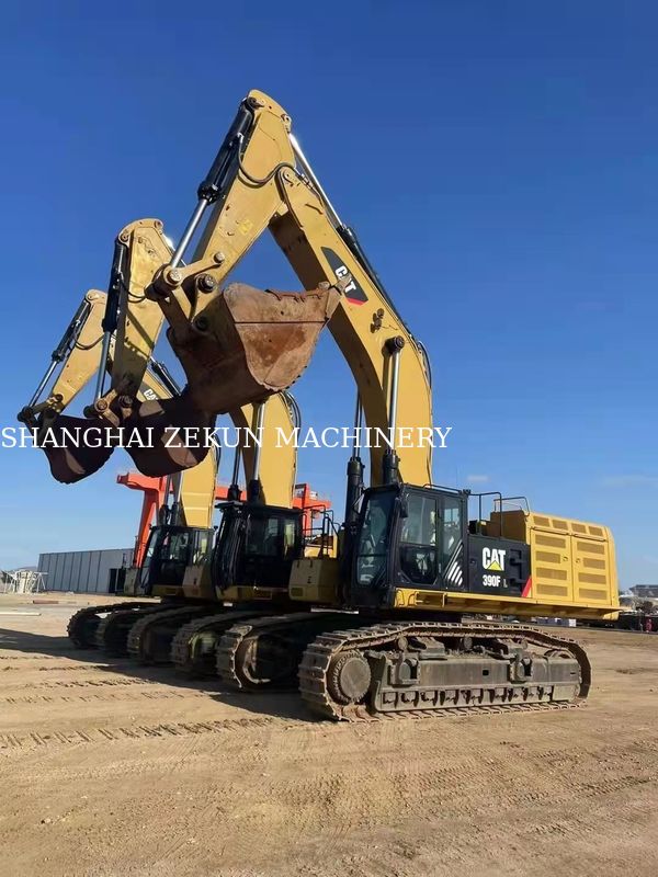 معدات البناء المستخدمة Cat 390F الحفرة الزحفية مع محرك Cat 390 KW