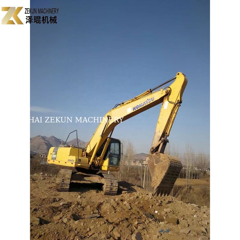 كوماتسو PC200-7 الحفرة الزحفية 20 طن تستخدم في عام 2015 لمعدات البناء