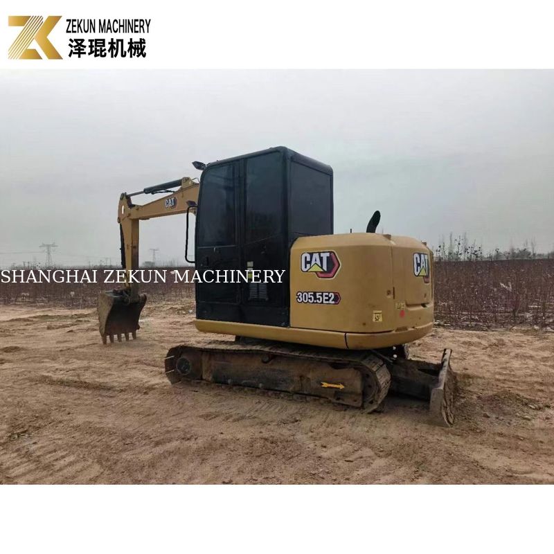 CAT 305.5E2 الحفرة الزحفية المستخدمة 5.5 طن مع الإبهام الهيدروليكي من كاتربيلر