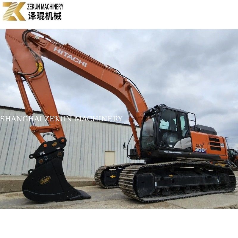30 طن من حفرة هيتاشي ZX300 ZX300LC-6 المستعملة للبيع للحفر في المباني في عام 2022