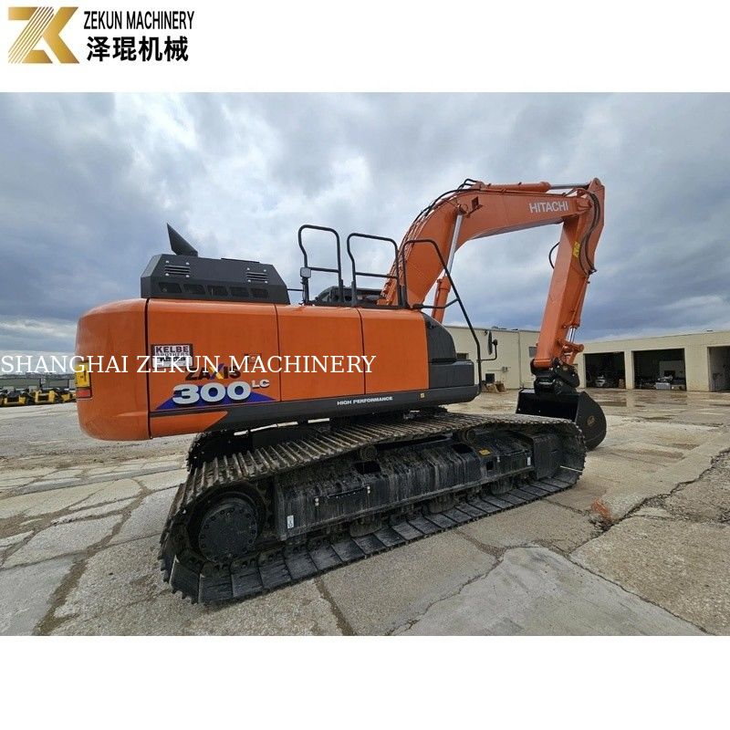 30 طن من حفرة هيتاشي ZX300 ZX300LC-6 المستعملة للبيع للحفر في المباني في عام 2022