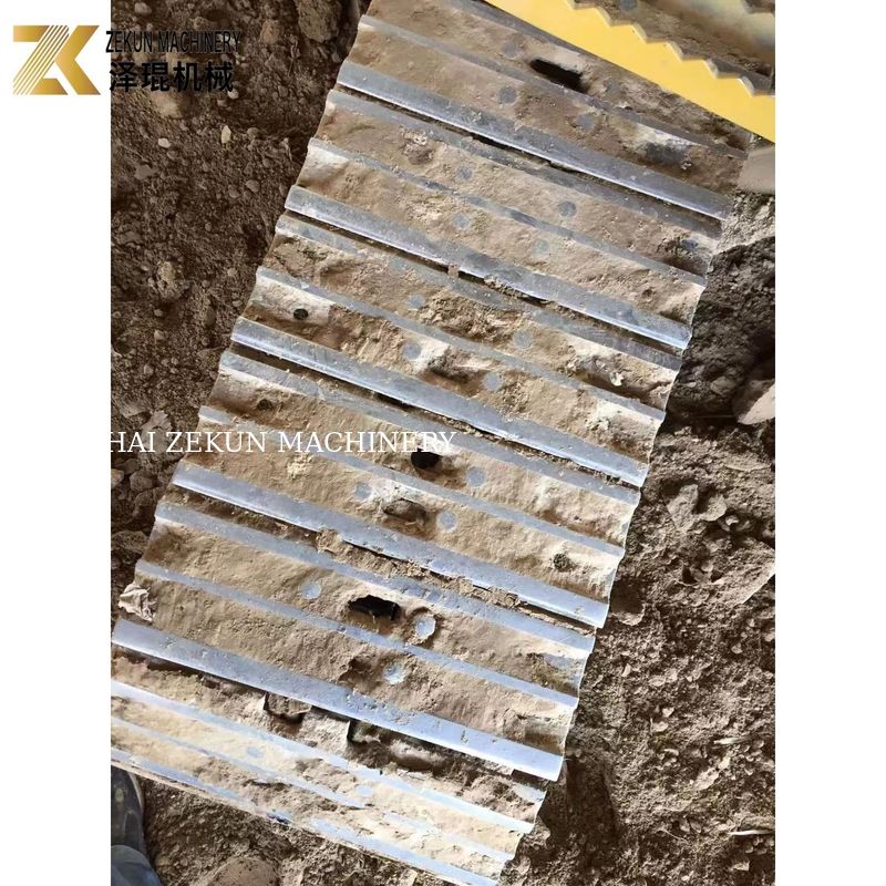 كات 305.5E حفرة صغيرة مستعملة 5.5 طن طلاء أصلي محرك كات