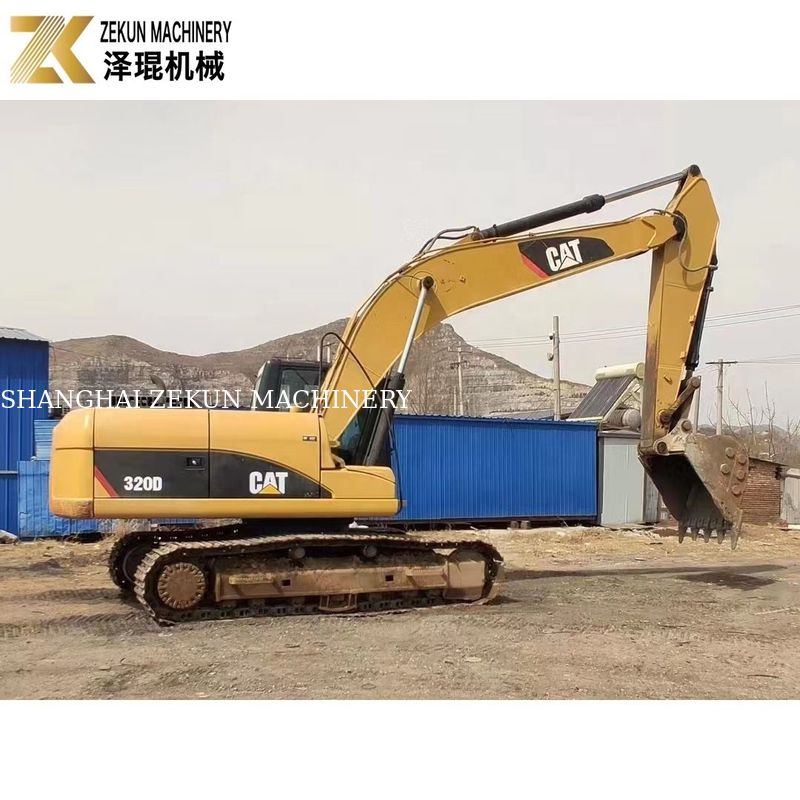 حفرة كيت 320 دي الزحفية المستخدمة في اليابان 20930 كجم وزن الجهاز الصمام الهيدروليكي كيت