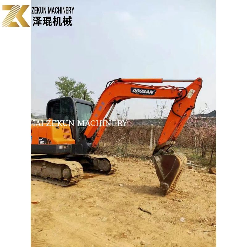 اليد الثانية دوسان DX60-7 DX60-9 6T حفر الزحف المستعمل من كوريا