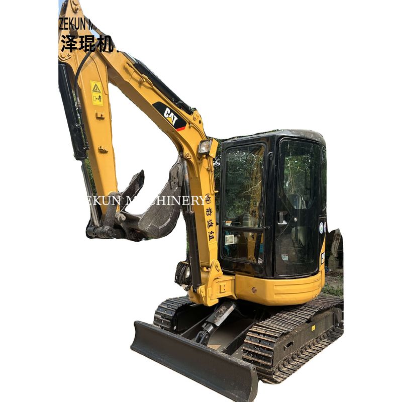 الحفرة المستخدمة من طراز كات 303 من طراز كاتربيلار ميني مع 0.12M3 دلو في عام 2020
