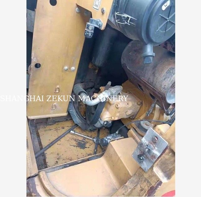 حفرة يابانية الصنع من نوع زيلينويد Cat307 مع محرك توربو من نوع Cat C2.6 DI