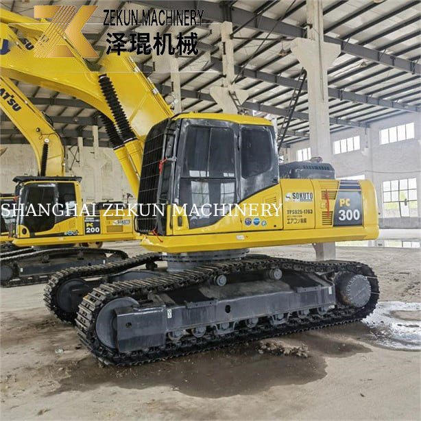 32 طن 1.8m3 محمولات عجلات مستعملة كوماتسو PC 300-7LC HD 6LE LC-8
