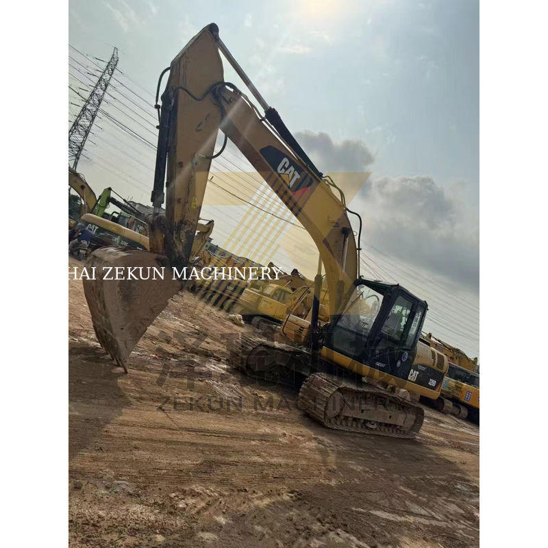 حفرة Cat 320D مستعملة في اليابان بوزن 20000 كيلوغرام في حالة جيدة