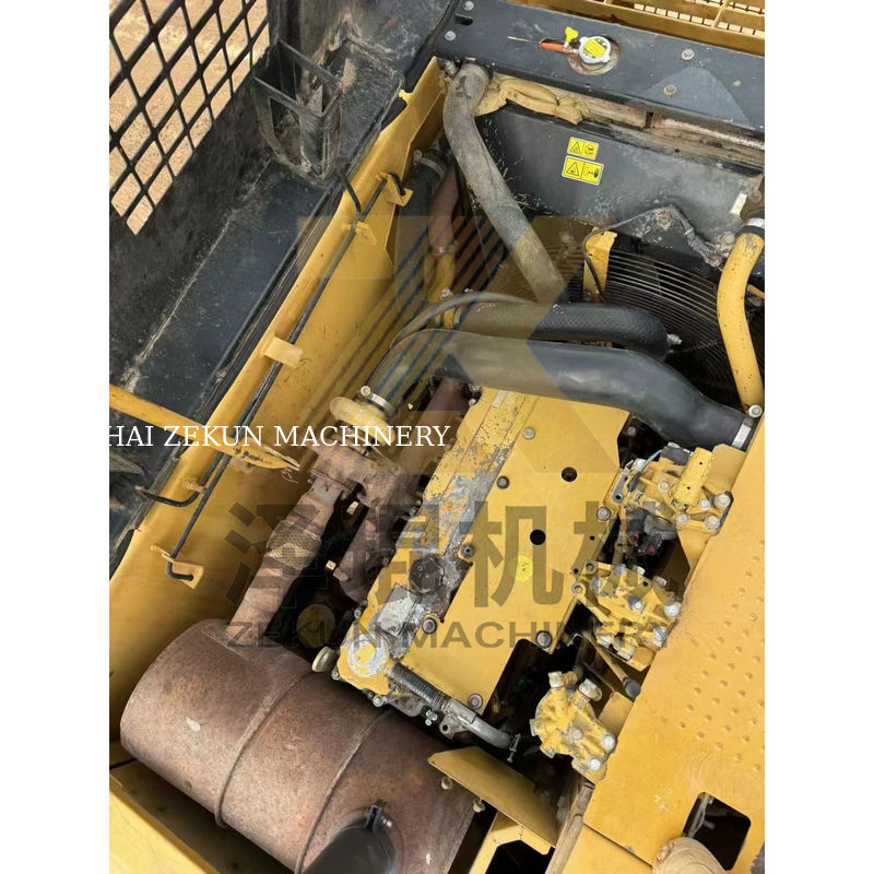 حفرة Cat 320D مستعملة في اليابان بوزن 20000 كيلوغرام في حالة جيدة