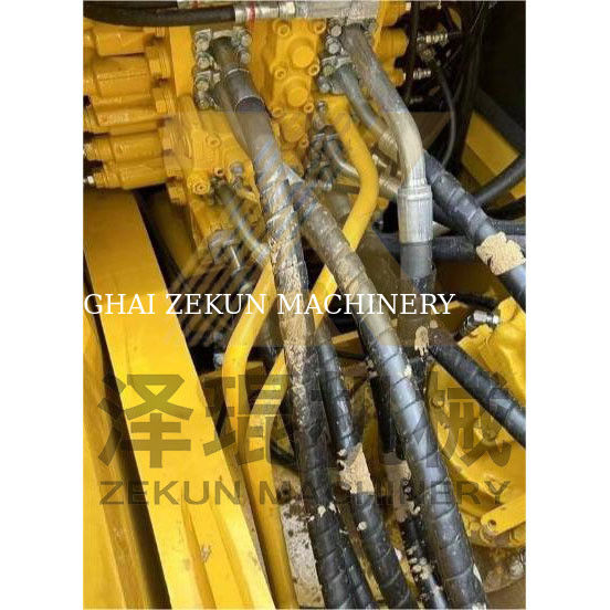 كوماتسو PC240-7 الحفر مع ساعات عمل منخفضة 0-2000 والأسطوانة الهيدروليكية الأخرى
