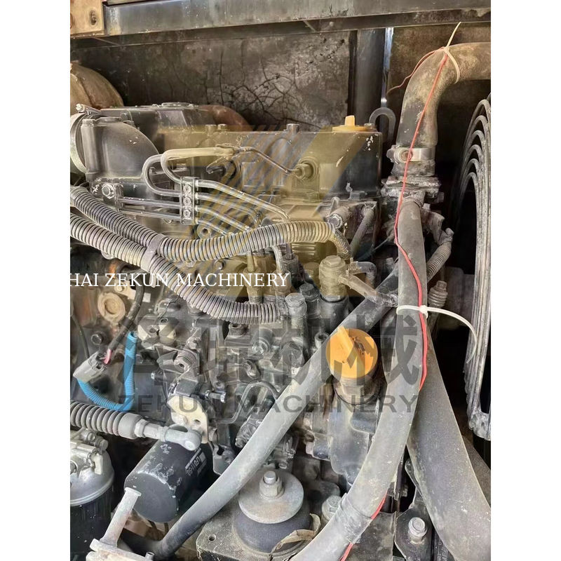 الحفرة دوسان DH60-7 2015 مستعملة في حالة جيدة جيد 5500 كجم وزن الجهاز