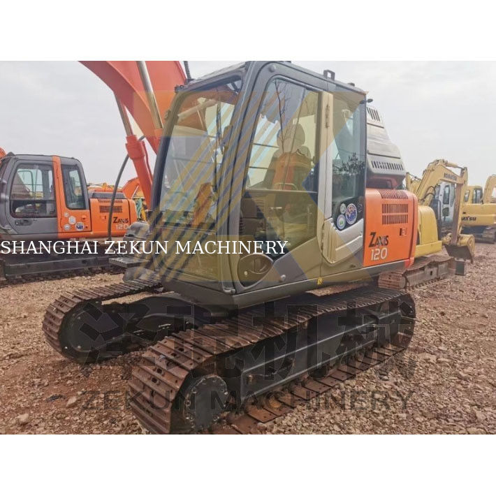 حفرة هيتاتشي ZX120-3 المستخدمة مع مضخة هيدروليكية أصلية و 93 كيلوواط