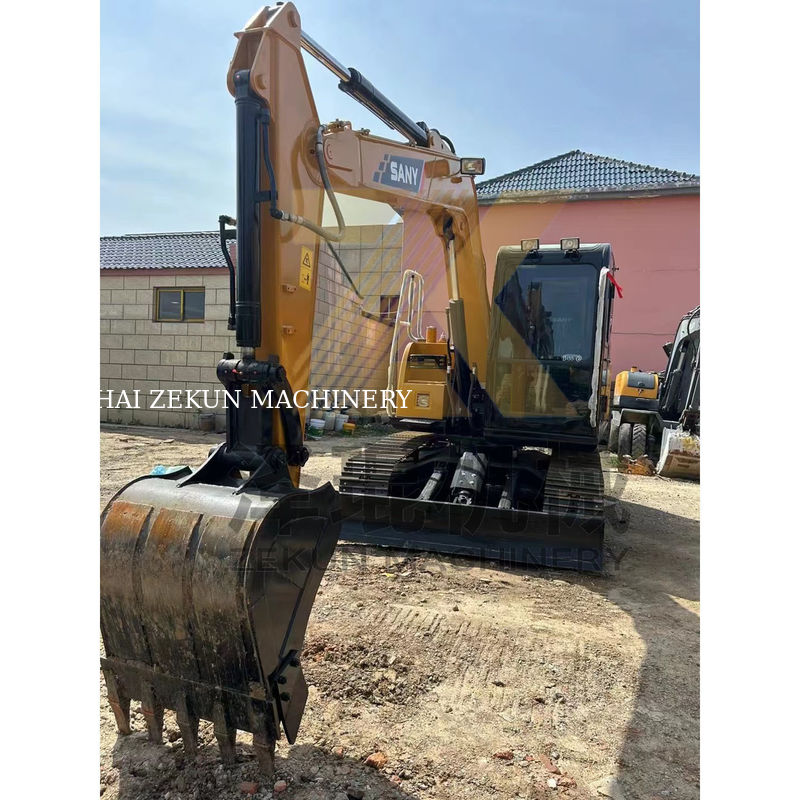الحفرة Sany 75 C Pro مع أسطوانة هيدروليكية أصلية ومحرك ISUZU