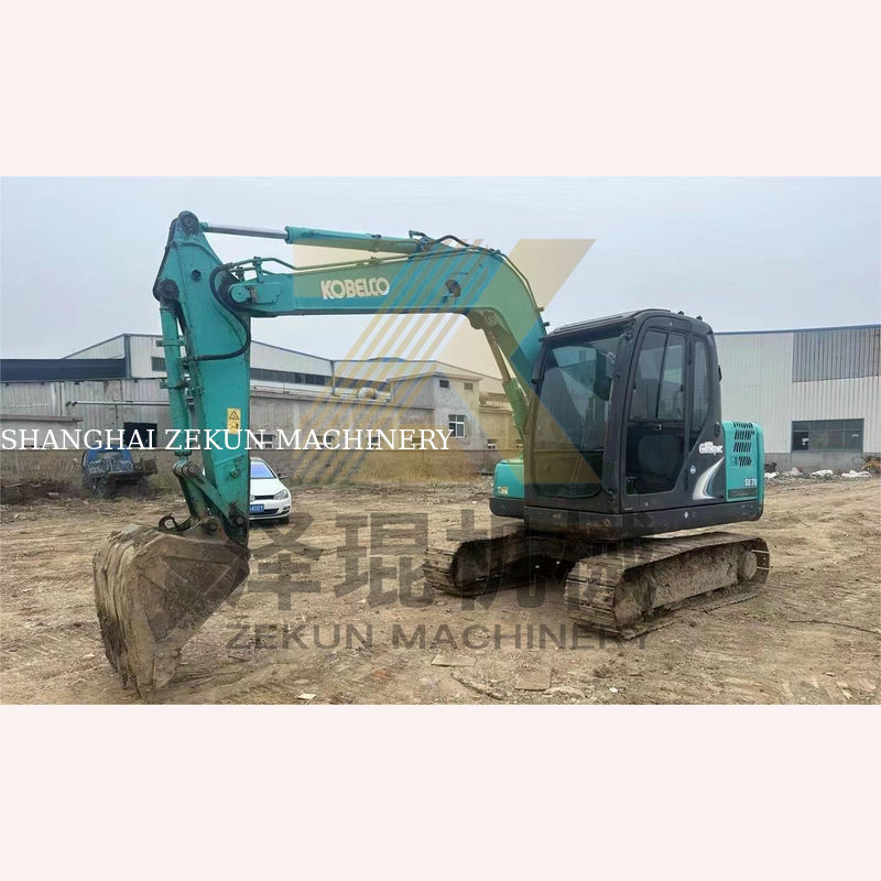 0.4m3 سعة دلو 2017 استخدمت Kobelco 907 E307D Sk75 Sk75-11 حفارة في شنغهاي
