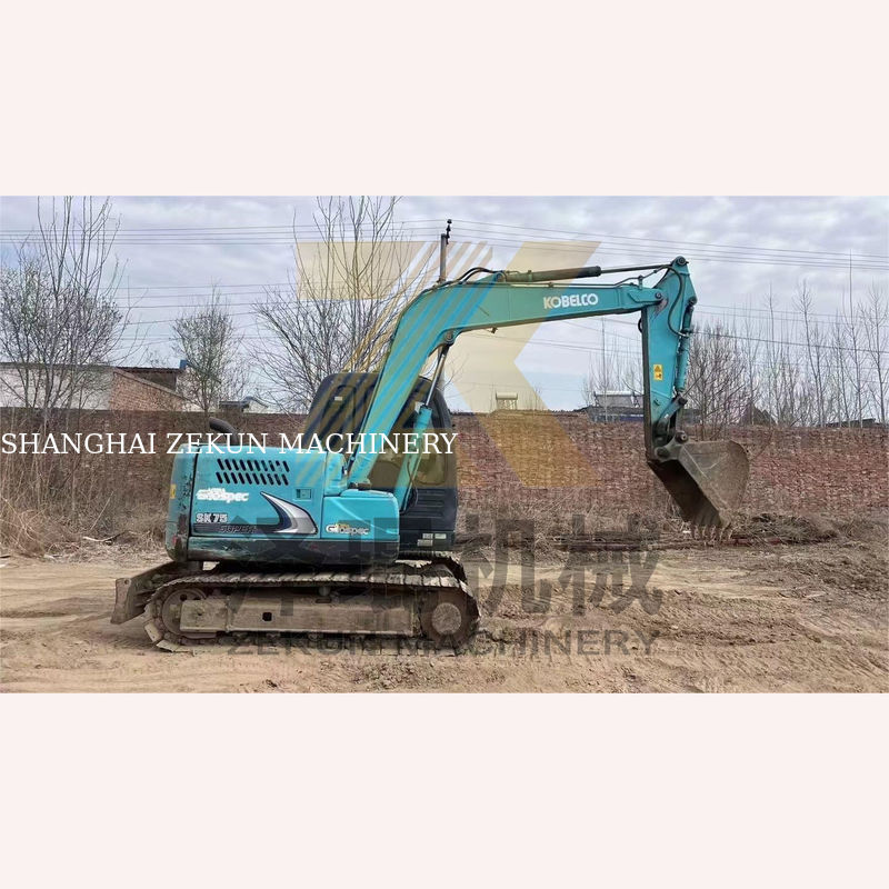 41 كيلوواط اليابانية الصنع كوبيلكو ميني SK75 YC85 SK75-8 SH120 SR الحفرة 9 27 2023 في الوقت المحدد