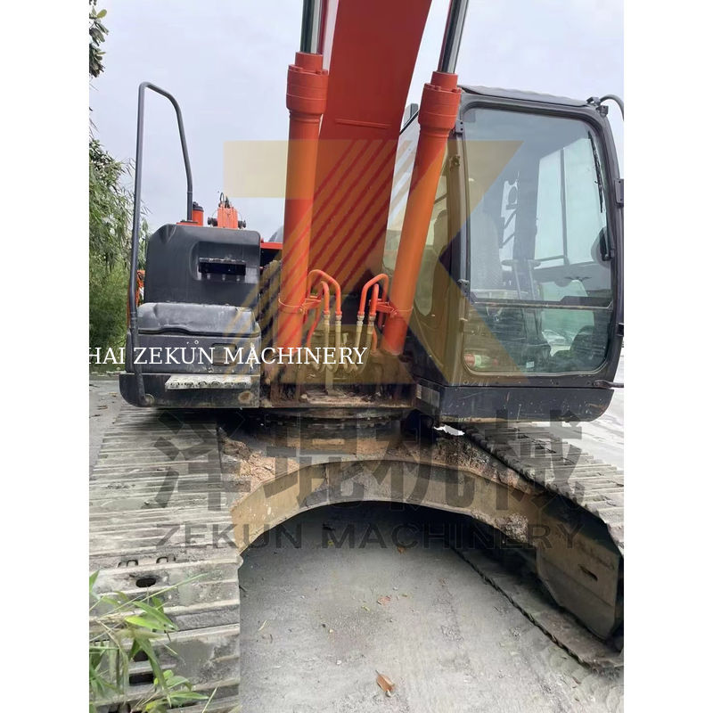 حفرة هيتاشي ZX200-3 ZX200-5 SH200-5 CX210B مستعملة في حالة جيدة