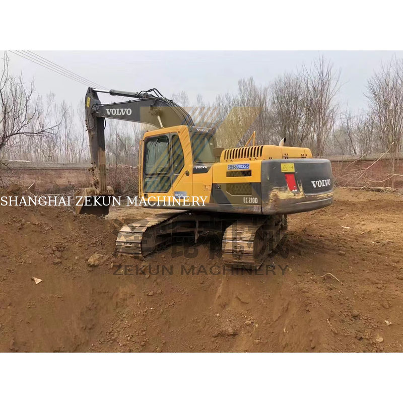 حفرة فولفو EC200B EC210BLC 240BLC 290BLC D6D EC210 BLC مستعملة في شنغهاي 21000 كيلوغرام