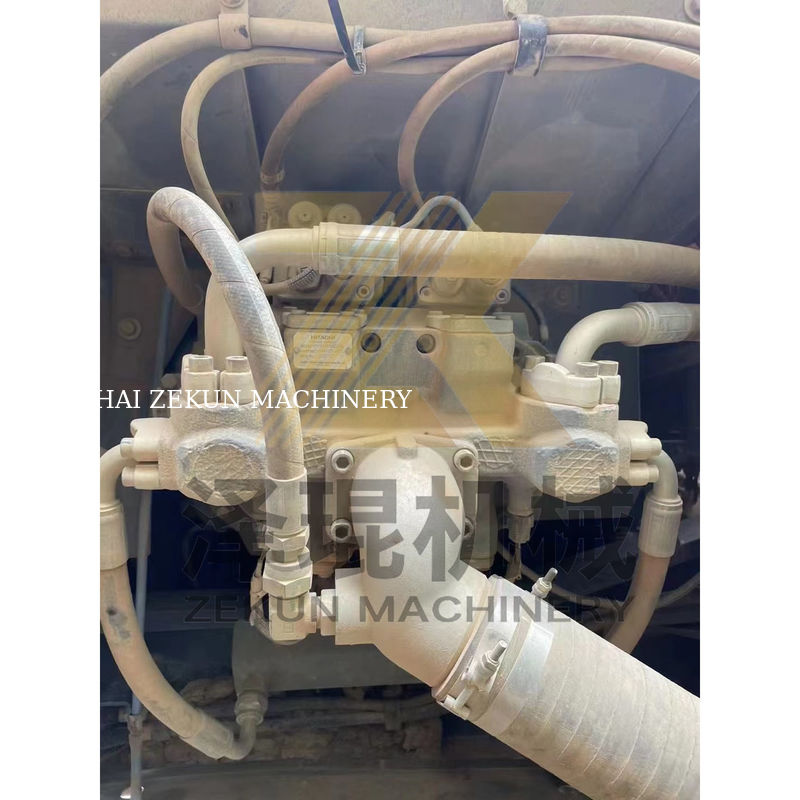 حفرة هيتاشي ZX200-3 ZX200-5 SH200-5 CX210B مستعملة في حالة جيدة