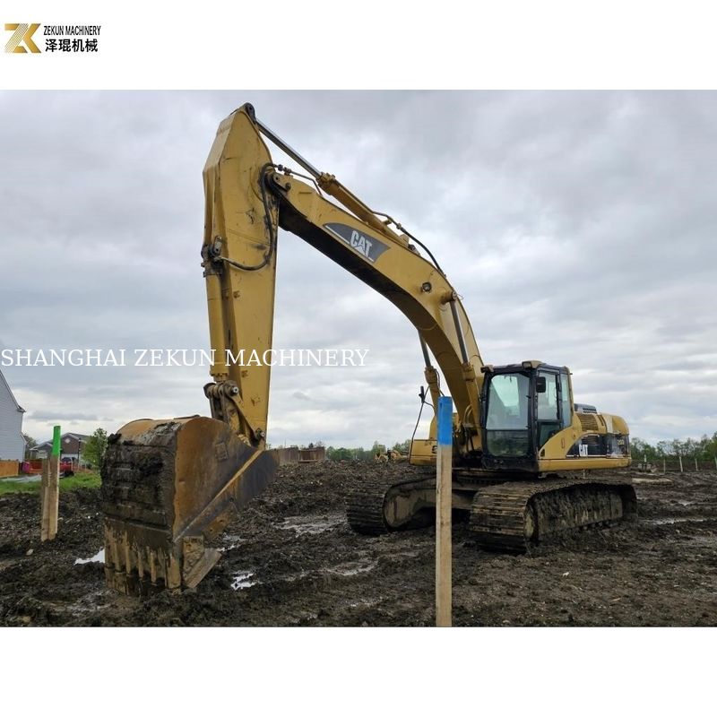 32300 كيلوغرام حفرة متزحلق CAT 330 مستعملة لليابان