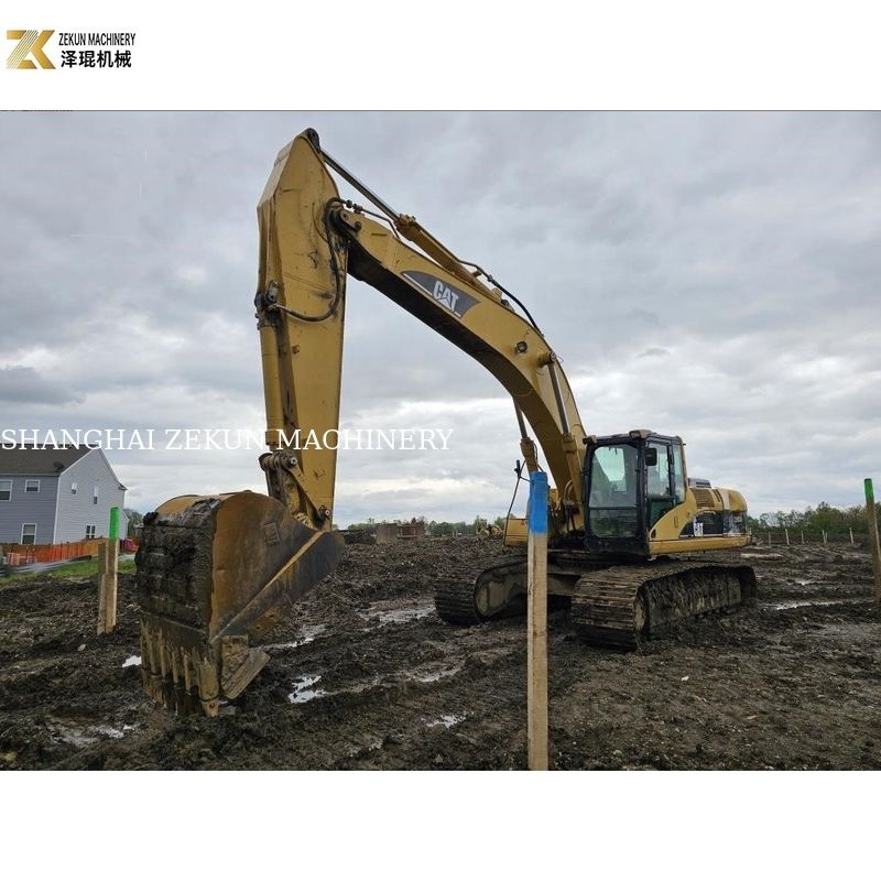 32300 كيلوغرام حفرة متزحلق CAT 330 مستعملة لليابان