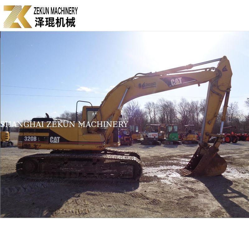 حفر الأرض أصبح ممكناً بمحفر CAT 320 BL ومحرك Caterpillar بقدرة 97 كيلوواط