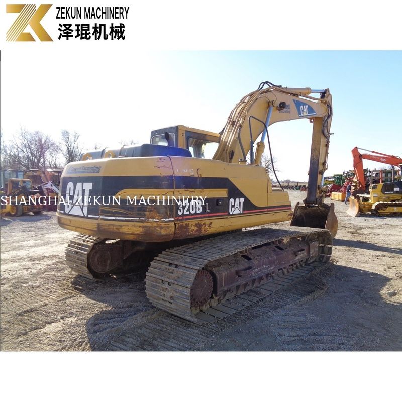 حفر الأرض أصبح ممكناً بمحفر CAT 320 BL ومحرك Caterpillar بقدرة 97 كيلوواط