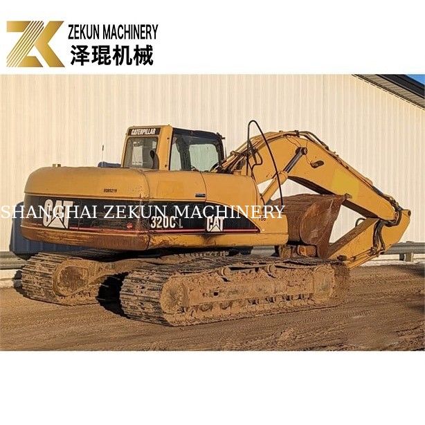 حفرة Cat 320 D2 بأسعار معقولة مع محرك ومضخة هيدروليكية 4000 ساعة عمل