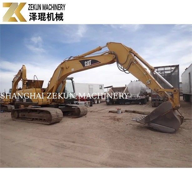 حفرة Cat 320 D2 بأسعار معقولة مع محرك ومضخة هيدروليكية 4000 ساعة عمل
