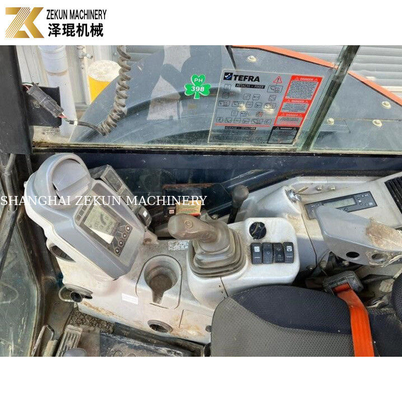 حفرة هيتاشي ZX55 مستعملة صغيرة 5.5 طن ZX55U ZX55UR مع مضخة هيدروليكية أصلية