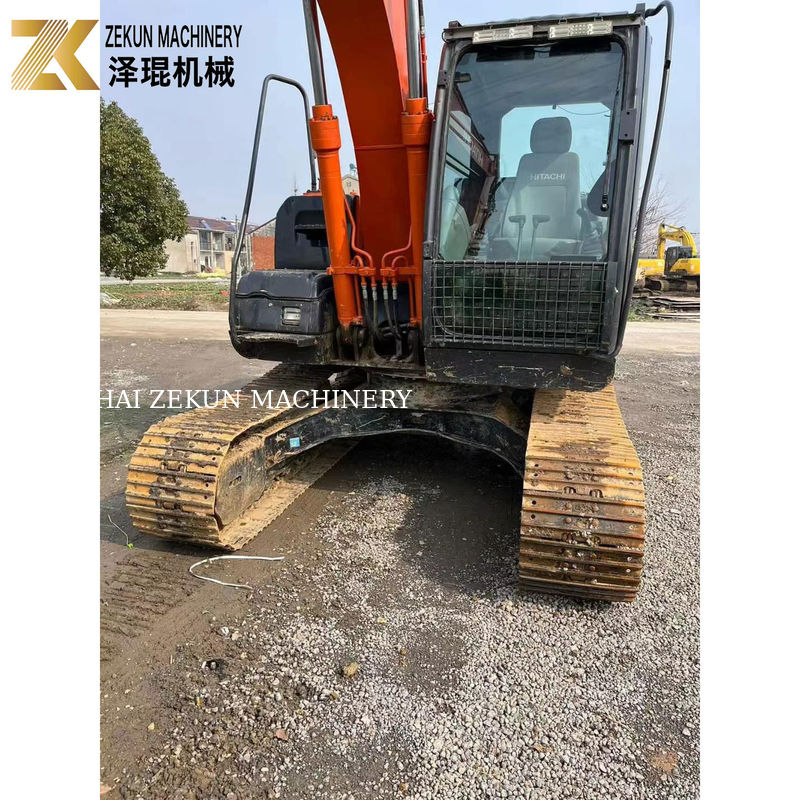حفرة هيتاشي ZX 130-5A بن مع محرك أصلي وساعات عمل منخفضة