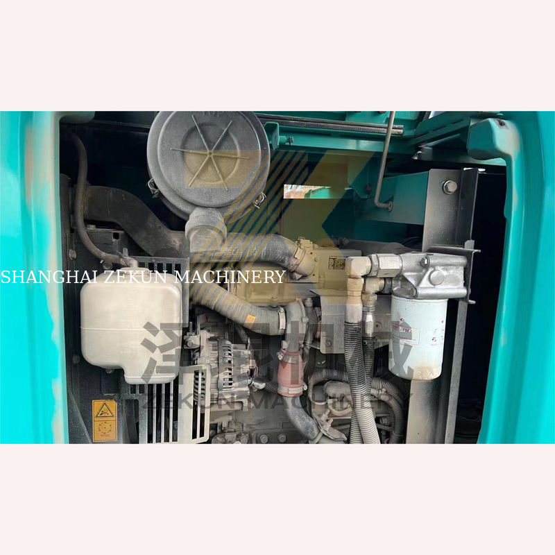 محفر كوبيلكو SK75-8 مستعمل في حالة ممتازة للبيع في شنغهاي
