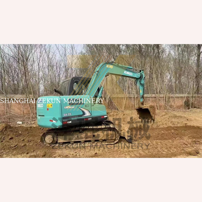 4001-6000 ساعات عمل استخدمت Kobelco SK75-8 SR الحفار في شنغهاي المزادات