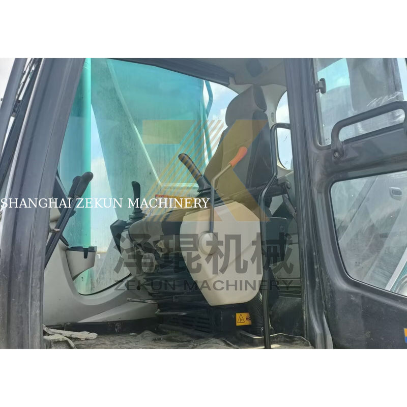 حالة جيدة كوبيلكو SK350LC 8 الحفرة مع 1.6 م3 سعة دلو ومحرك HINO