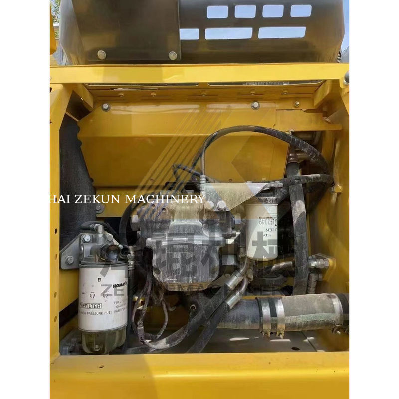 كوماتسو PC200-8 PC200 الحفرة المستخدمة الأرض حركة آلة مع 0.8m3 سعة دلو