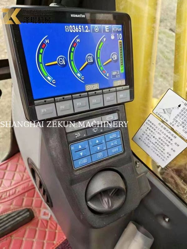المستخدم كوماتسو PC200-8MO الحفر الزاحف 2001-4000 ساعة متوسط الحجم