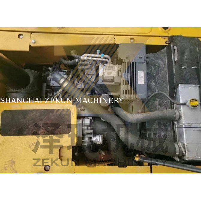 الحفرة الكوماتسو PC130-7 PC130-8 الأصلية المصنوعة في اليابان مع أسطوانة هيدروليكية
