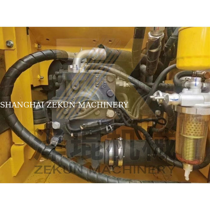 الحفرة الكوماتسو PC130-7 PC130-8 الأصلية المصنوعة في اليابان مع أسطوانة هيدروليكية