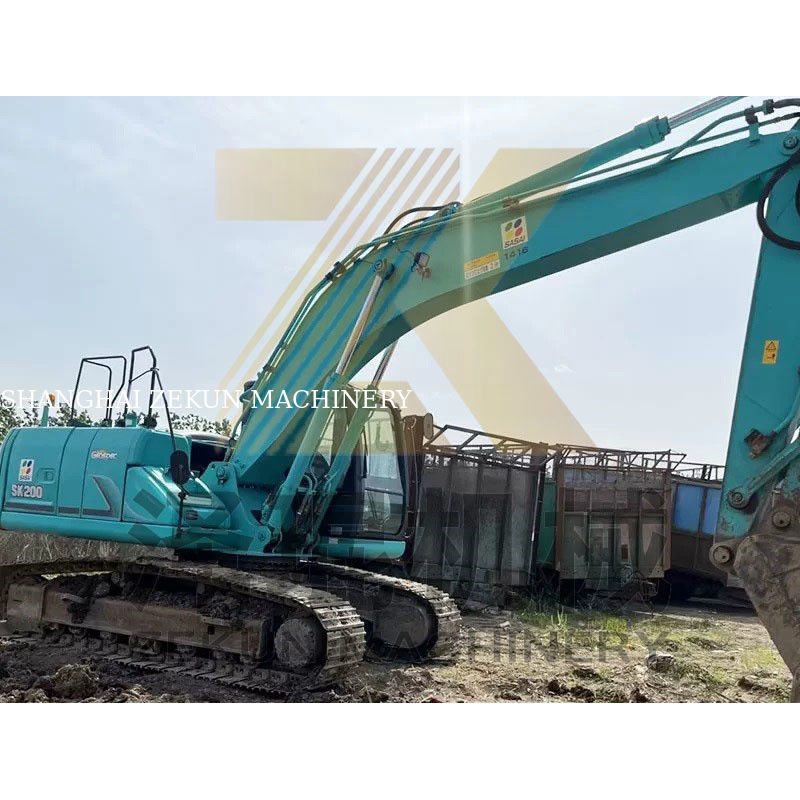20 طن حفرة مستعملة كوبيلكو SK200-8 مع ساعات عمل منخفضة من اليابان
