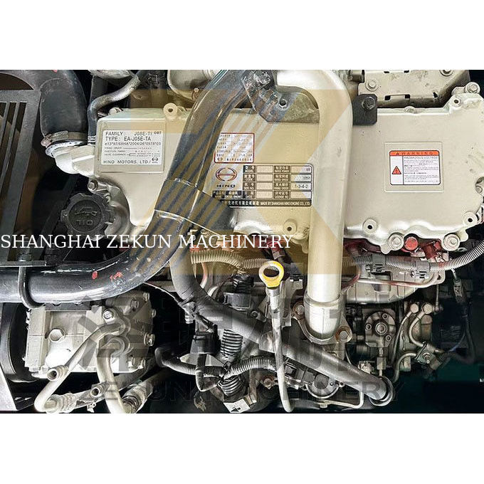 20 طن حفرة مستعملة كوبيلكو SK200-8 مع ساعات عمل منخفضة من اليابان