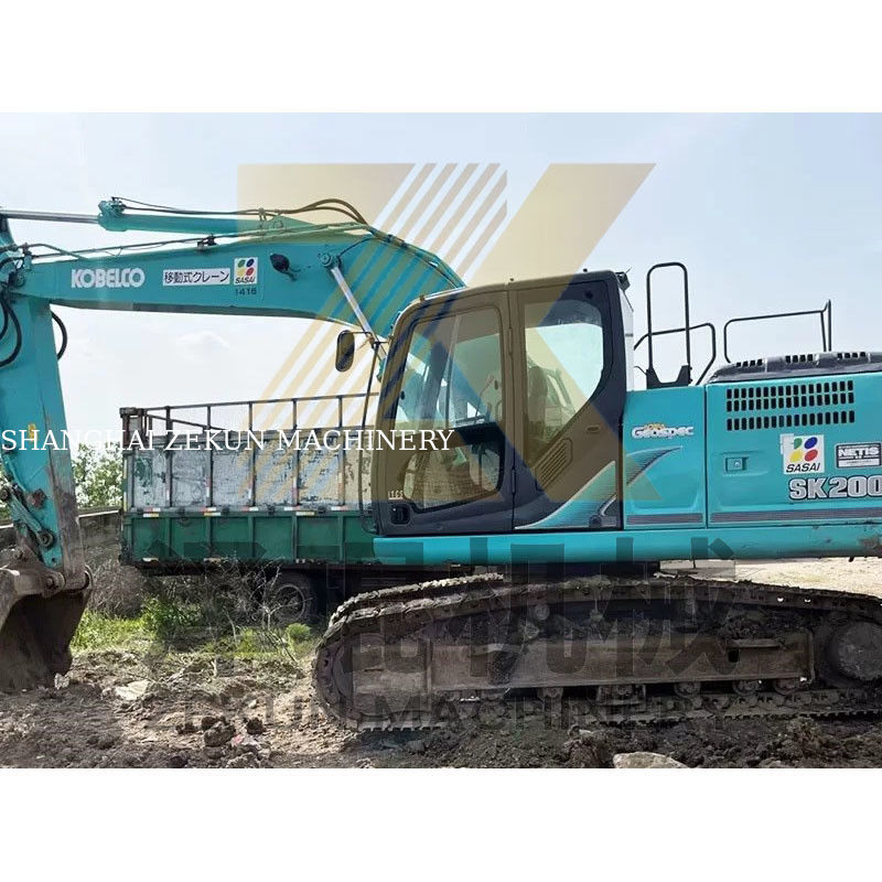 مضخة هيدروليكية أخرى تستخدم Kobelco SK200-8 الحفر ووزن الجهاز 20000 كيلوغرام