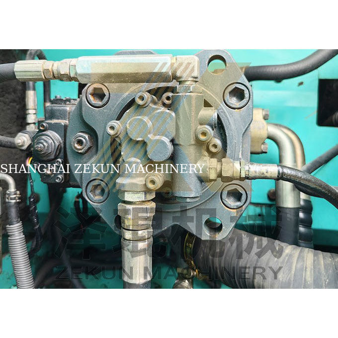 حفرة 20 طن كوبيلكو SK200-8 تستخدم في اليابان بوزن تشغيل 20000 كيلوغرام