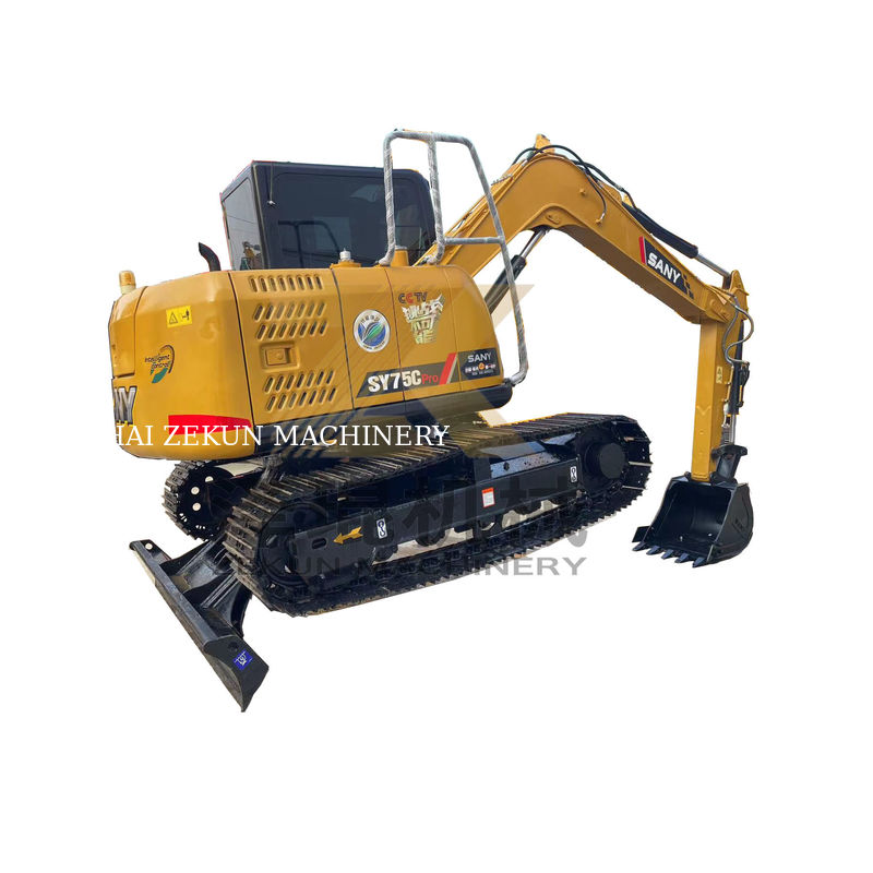 الحفرة Sany SY75C Pro المستخدمة مع مضخة هيدروليكية أخرى وزن الجهاز 7500 كيلوغرام