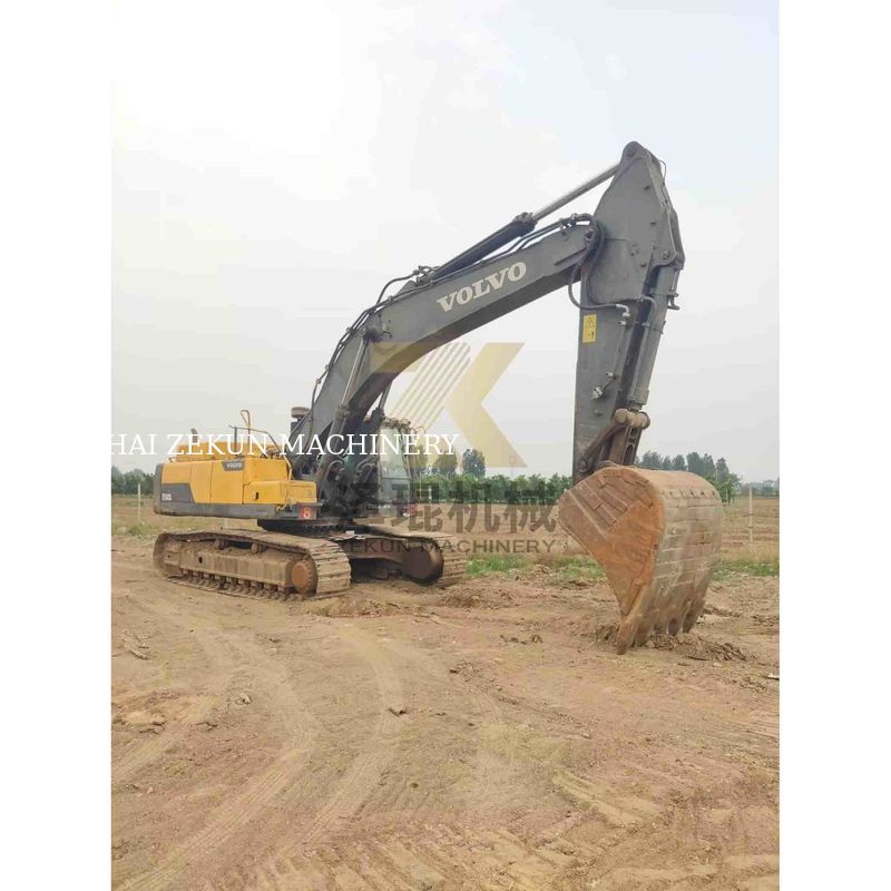 حفرة فولفو EC480DL 48T مستعملة