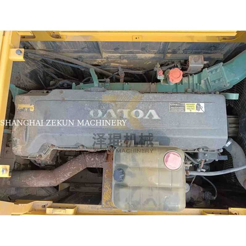 حفرة فولفو EC480DL 48T مستعملة