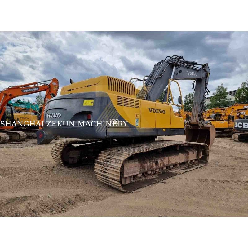 حفرة فولفو EC360 مستعملة 36.9T 1.35-3.0m3 دلو