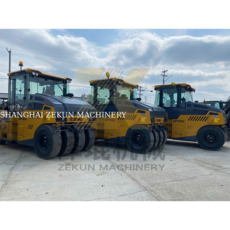 16 طن XCMG XP165S عجلة الإطارات EU المرحلة الثالثة معدات بناء الطرق